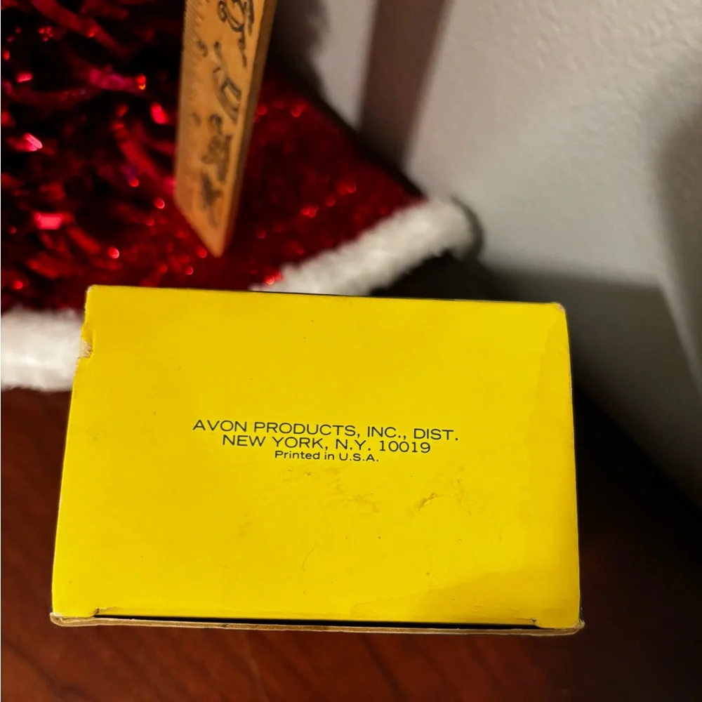Vintage 1972 Avon Percy Pelican soap on a rope In original box